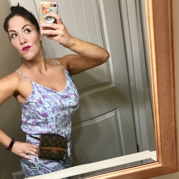 Meet your Posher, Amy Anne - Picture 6 of 8